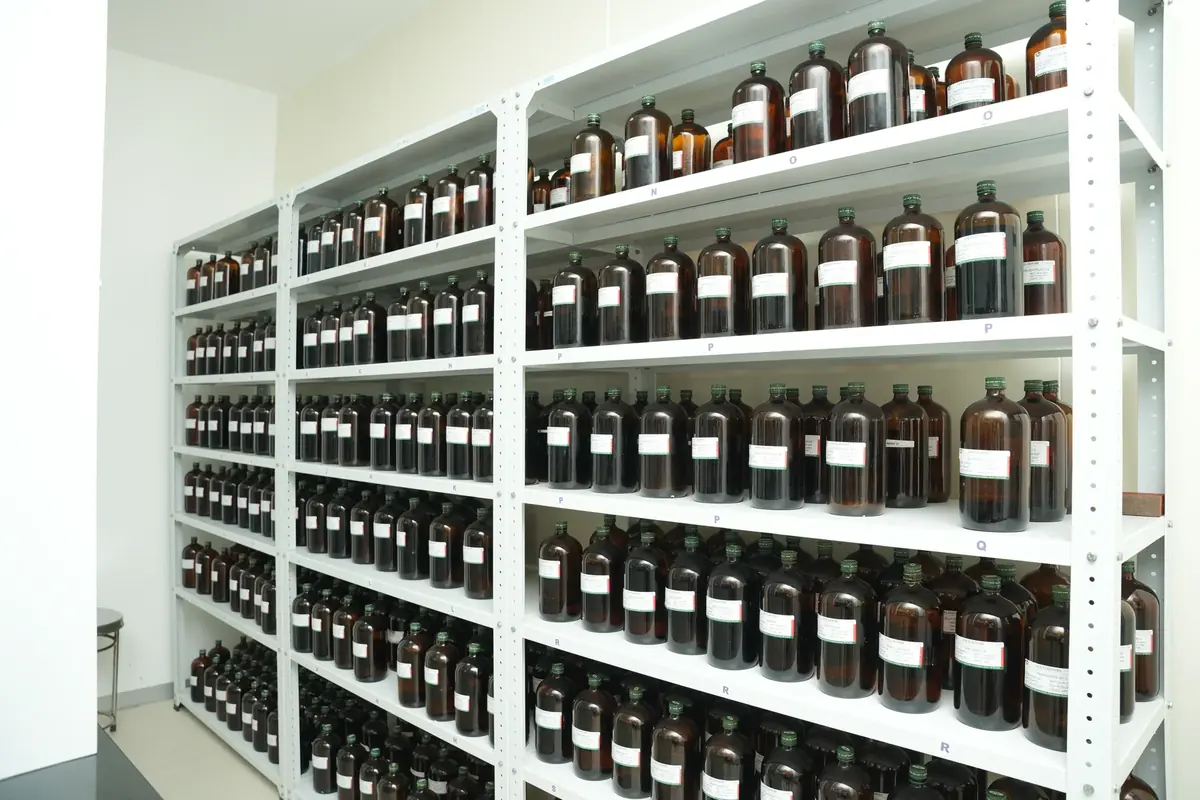 The Lux flavour library — thousands of reference aroma materials